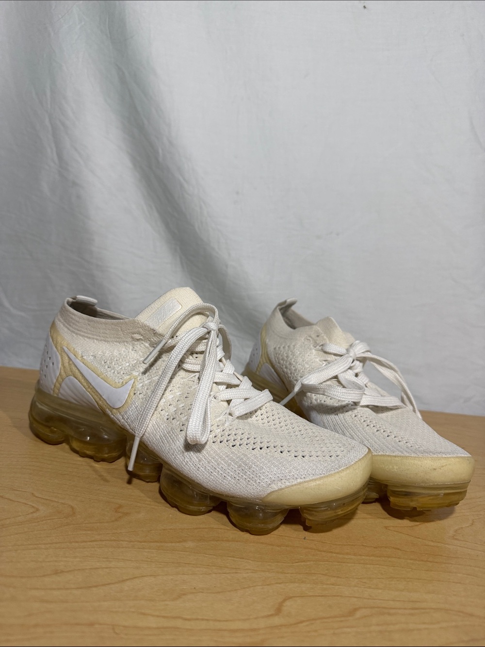 Nike Women’s VaporMax Flyknit Sneakers - Cream/Beige